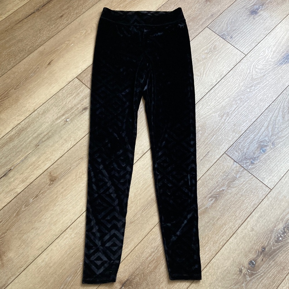 Victoria’s Secret PINK Black Velvet Velour Logo Yoga Leggings XS